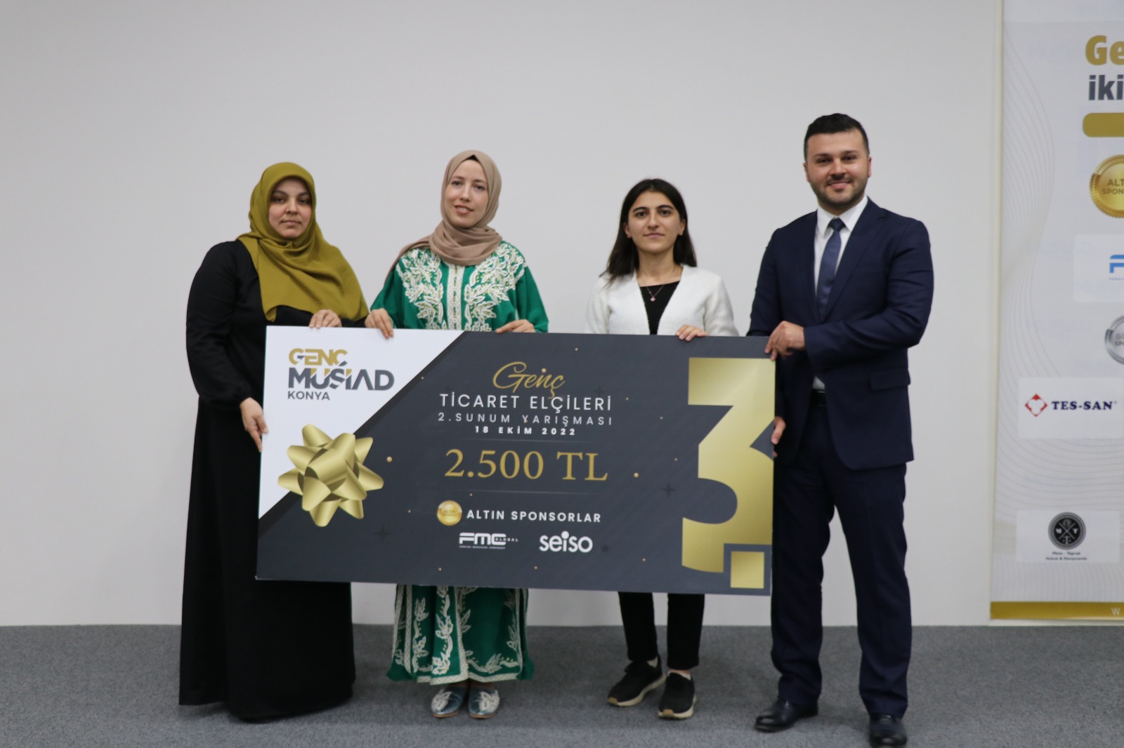 Final Excitement in Young Trade Ambassadors Country Presentation Competition